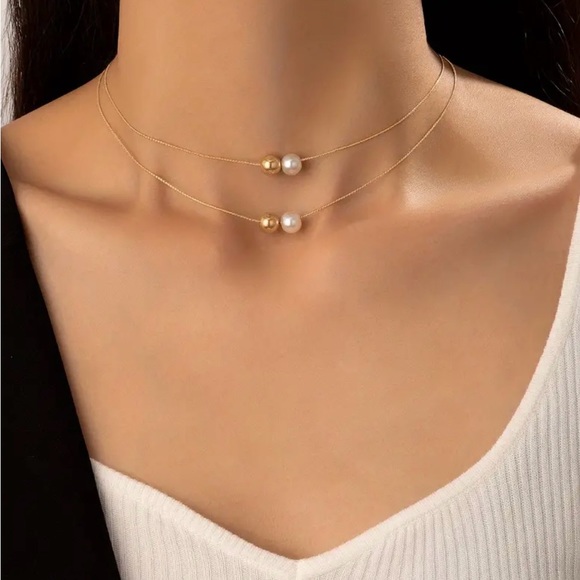 Jewelry - Faux Pearl Beads Double Layer Necklace